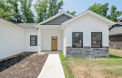 528 S Valley River Drive, Columbia City, IN 46725