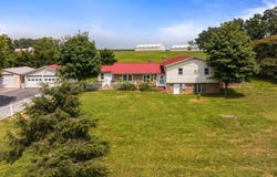 3839 LAWYER RD, MCGAHEYSVILLE, VA 22840