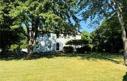3106 N Miller Drive, Independence, MO 64058