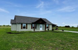 13447 E 1424 Road, Stockton, MO 65785