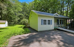 704 Dotters Corner Road, Kunkletown, PA 18058