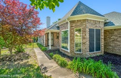 7084 Eastover Boulevard, Olive Branch, MS 38654