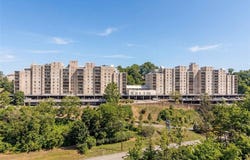 2160 Greentree Rd., Pittsburgh, PA 15220