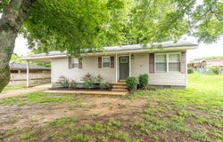 30 CENTER Ave, Munford, TN 38058