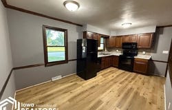 1203 E Madison Street, Mount Pleasant, IA 52641
