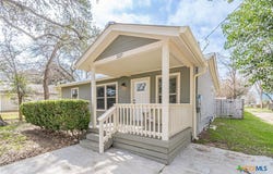 337 N Central Avenue, New Braunfels, TX 78130