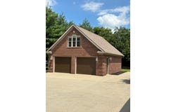1029 Meadow Ridge Drive, Richmond, KY 40475