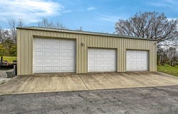 1519 E 515th Road, Brighton, MO 65617