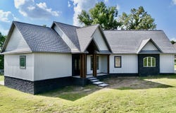 1310 Bridges Avenue, Wynne, AR 72396