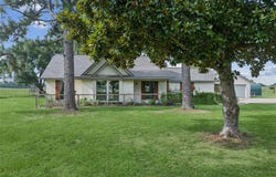 1051 Vz County Road 2801, Mabank, TX 75147