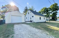 170 E Commerce Street, Grant, MI 49327