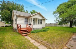 516 Upton Avenue, Waterloo, IA 50701