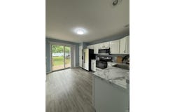 800 E Arthur Street, Warsaw, IN 46580-3071