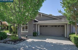 1706 Comstock Dr, Walnut Creek, CA 94595