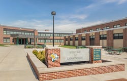 3 Glacier Way, Pittstown, NJ 08867