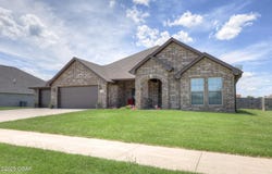 702 Danica Jo Lane, Carl Junction, MO 64834