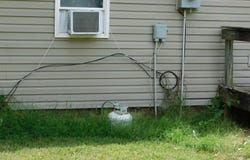 206 N 6th St. Avenue, Deepwater, MO 64740