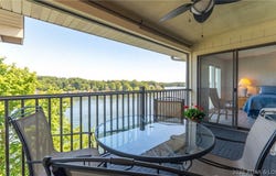 98 Jonathan Drive, Lake Ozark, MO 65049
