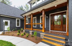 111 Laura Trace, Hendersonville, NC 28792
