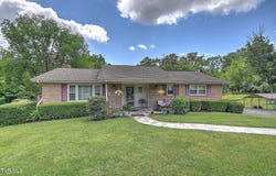 459 Mcarthur Circle, Bristol, VA 24201