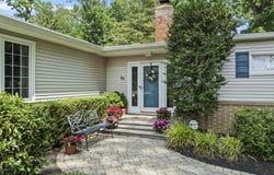 96 Leedsville Drive, Lincroft, NJ 07738