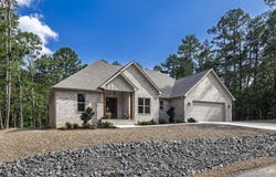 77 Biarritz Way, Hot Springs Village, AR 71909