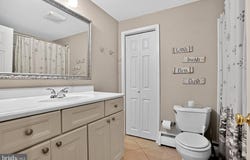 26 CARRIAGE DRIVE, MEDIA, PA 19063