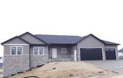 277 Wyatt, Peosta, IA 52068