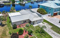 803 LEISEY CIRCLE, RUSKIN, FL 33570