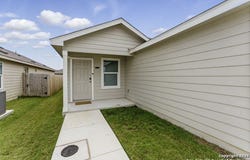 5925 San Geronimo, Seguin, TX 78155