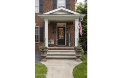 895 Woodlawn Rd, Bardstown, KY 40004