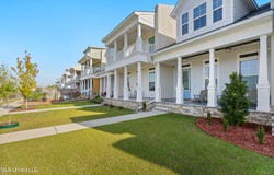 3012 Dock Street, Pascagoula, MS 39567