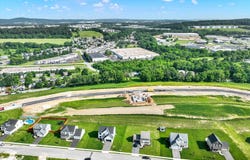 350 LLOYDS LANE, YORK, PA 17406
