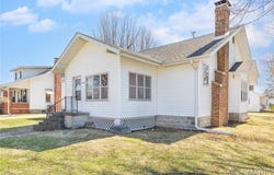 533 Locust Street, Carrollton, IL 62016