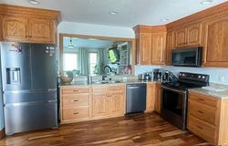 1809 CINNAMON DRIVE, Wapakoneta, OH 45895