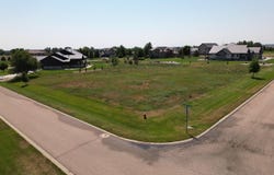 1061 Berthoud Peak Dr, Berthoud, CO 80513