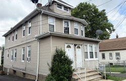 1435 Leslie St, Hillside Twp., NJ 07205-1203