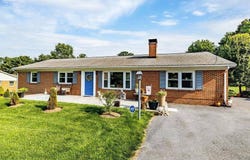 54 Lea Dr, Fishersville, VA 22939