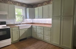13 River Road, Dixfield, ME 04224