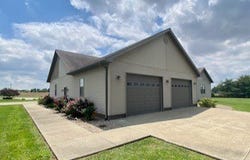 727 Co. Rd. 1410 N., Carmi, IL 62821