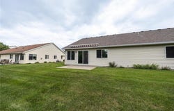 2590 Hawk Ridge Court SE, Rochester, MN 55904