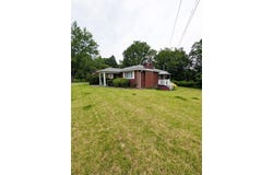 2884 Sunset Cir, Export, PA 15632