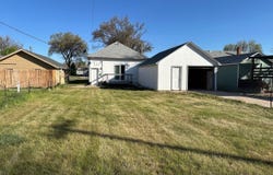 109 E 5th St, Julesburg, CO 80737