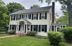 620 S Summit Street, IowaCity, IA 52240
