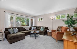 2669 AUGUSTA St, Eugene, OR 97403