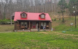 2079 Ced Gap Rd, Louisa, KY 41230