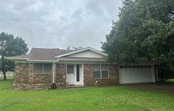 1916 11th Street, Mineral Wells, TX 76067
