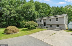 614 OREMS ROAD, ESSEX, MD 21221