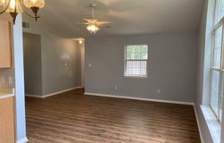 301 Avenue Q, Marble Falls, TX 78654
