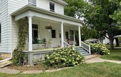 108 N Walnut, LINDENWOOD, IL 61049